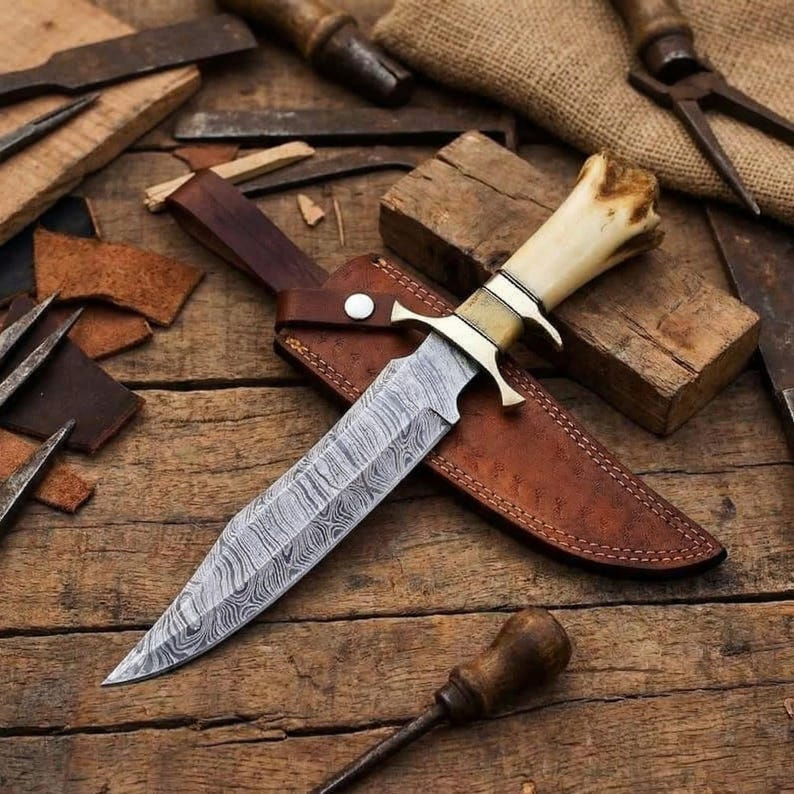 Handmade Damascus Steel Bowie/Hunting Knife | Camel Bone Handle | Fixed Blade