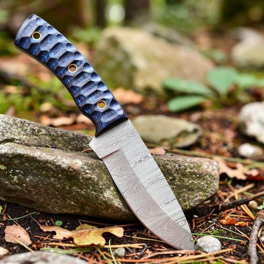 Handmade Damascus Steel Hunting Knife | Resin Handle | Fixed Blade