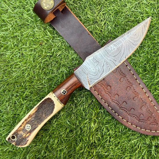 Personalised Handmade Damascus Steel Hunting Knife