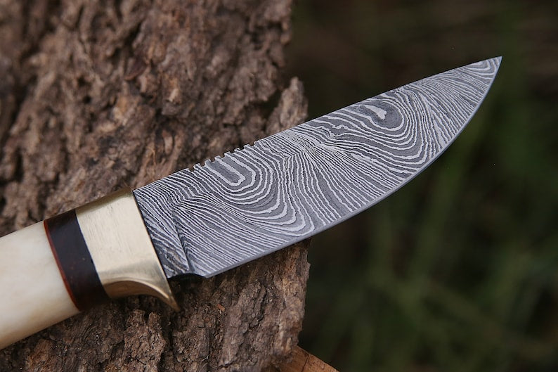 Handmade Damascus Steel Skinner Knife White Handle Hunting Knife&nbsp;