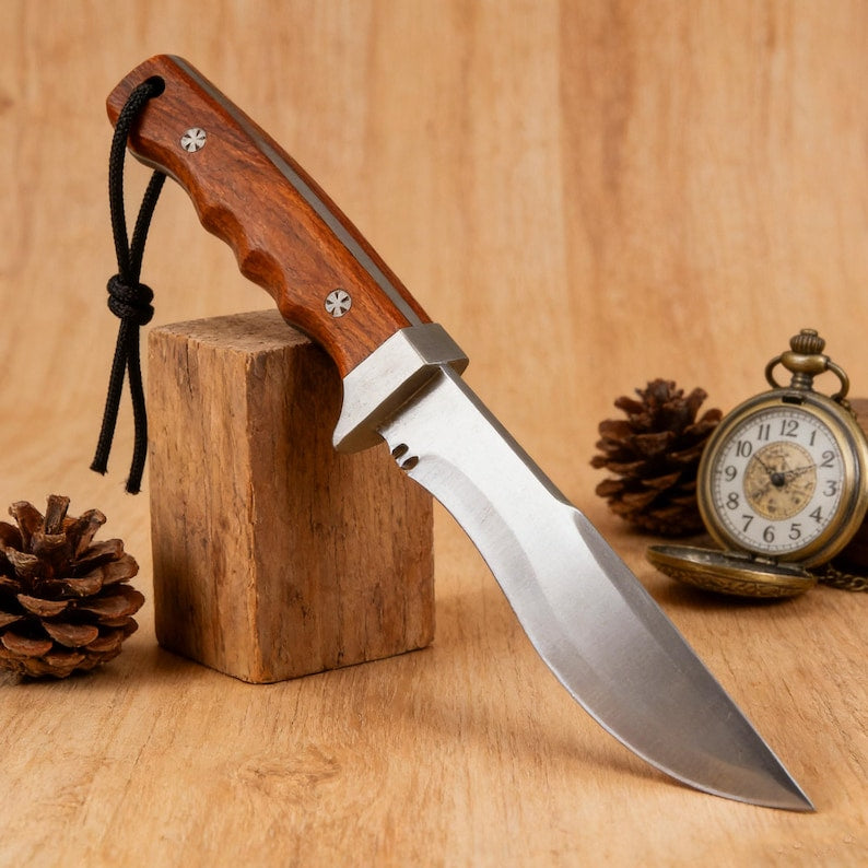 Hand Forged Bushcraft Knife with Leather Case.