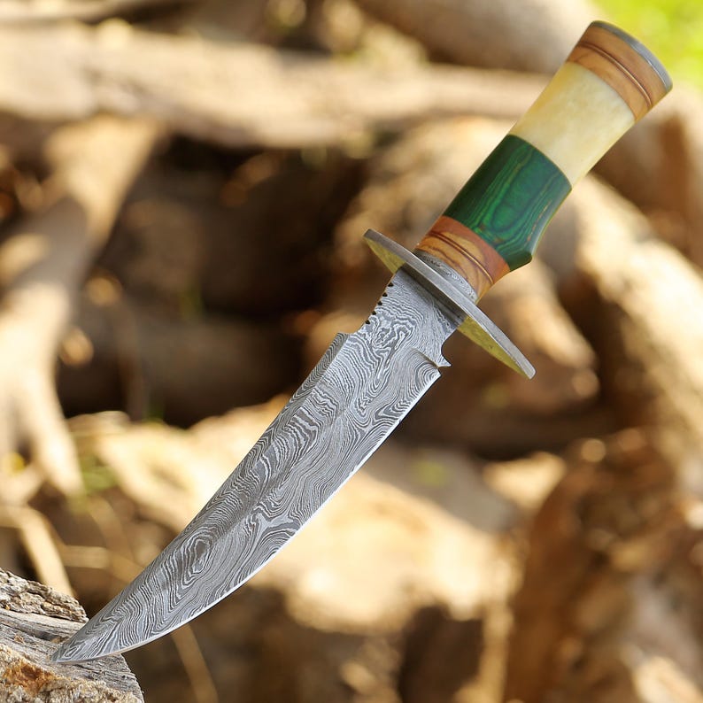Handmade Damascus Bowie Hunting Knife