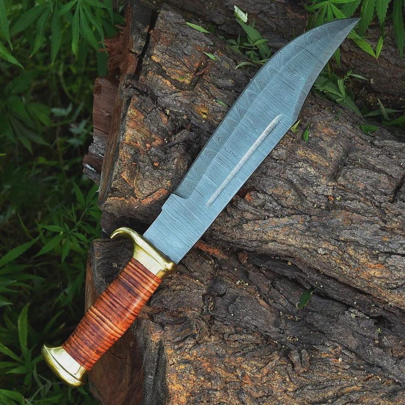 Handmade Damascus Large Crocodile Dundee Bowie Knife Hunting Fixed Blade with Leather Sheath