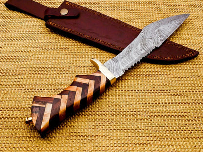 Handmade Damascus Steel Hunting Bowie | Cow & Rosewood Handle