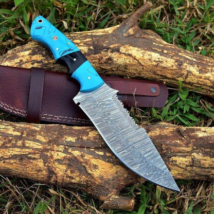 Handmade Damascus Steel Hunting Knife with Leather Sheath