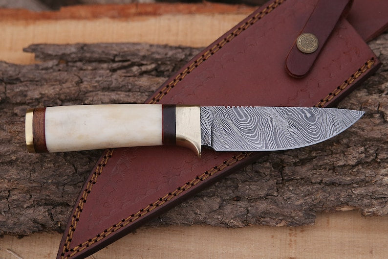 Handmade Damascus Steel Skinner Knife White Handle Hunting Knife&nbsp;