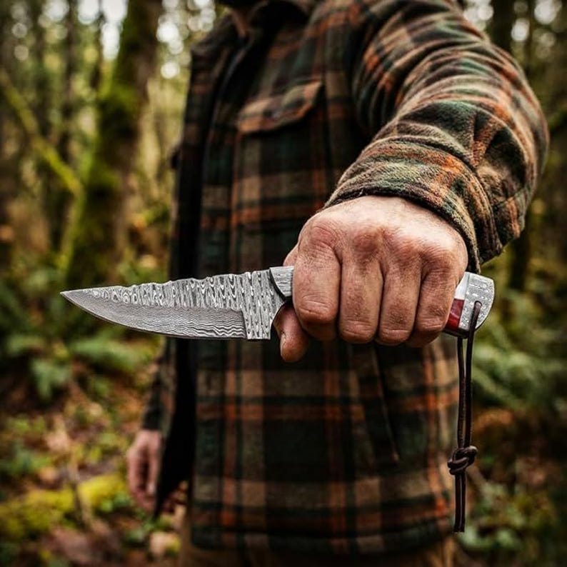 Hand Forged Damascus Hunting Knife with Leather Sheath Fixed Blade Camping