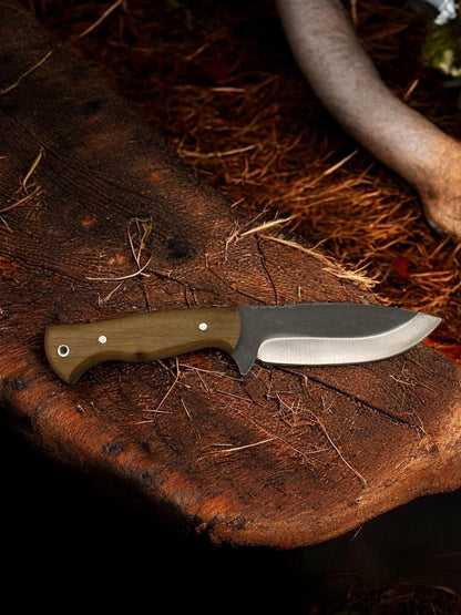 Custom Bushcraft Knife: Handmade Walnut Handle, German Steel, Camping Survival Tool