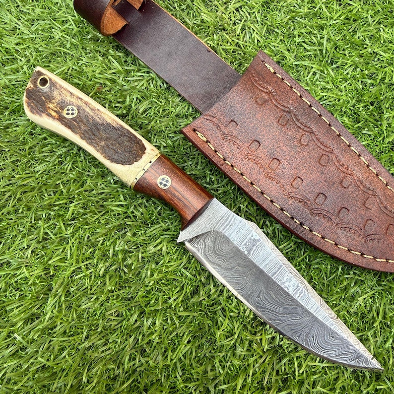 Personalised Handmade Damascus Steel Hunting Knife