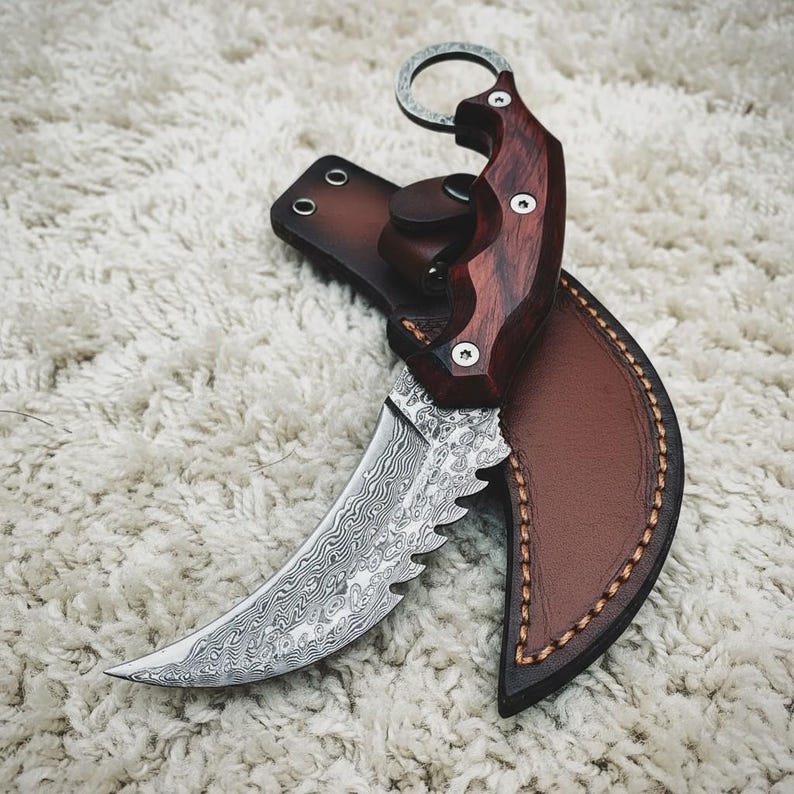 Handmade Damascus Karambit Knife: Engraved Gift with Leather Sheath