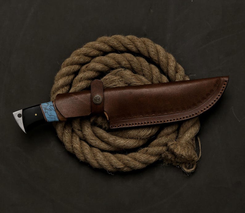 Handmade Damascus Steel Hunting Gut Hook Knife with Leather Sheath