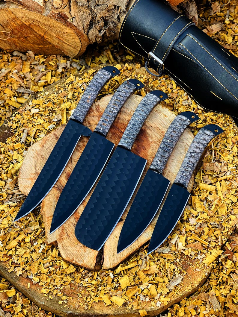 Damascus Chef Knife Set, 5 Piece black Kitchen Knife Set, Hand Forged Textured Handle Cooking tool set