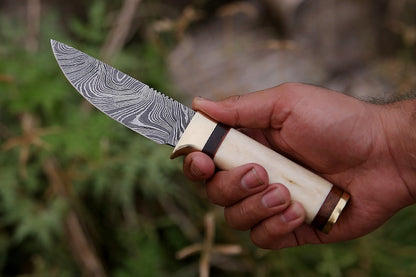 Handmade Damascus Steel Skinner Knife White Handle Hunting Knife&nbsp;