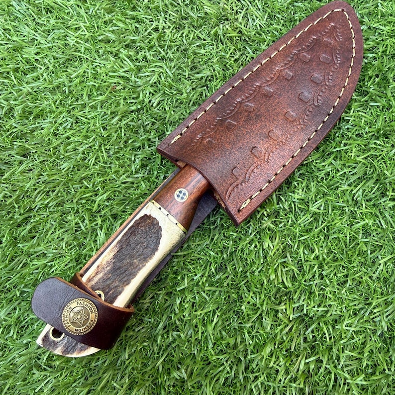 Personalised Handmade Damascus Steel Hunting Knife