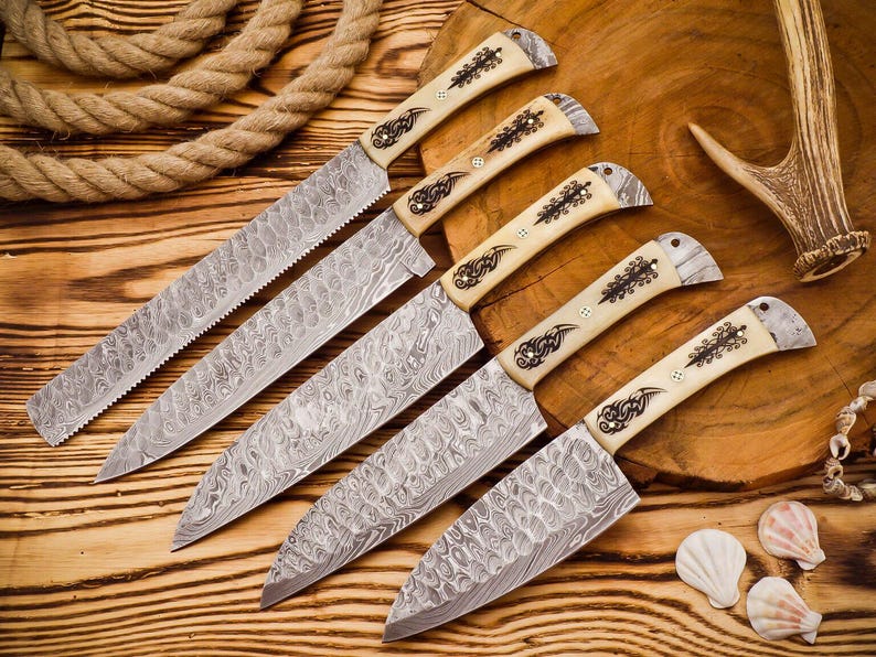 Handmade Damascus Steel Chef Knife Set (5 pcs) with Leather Sheath