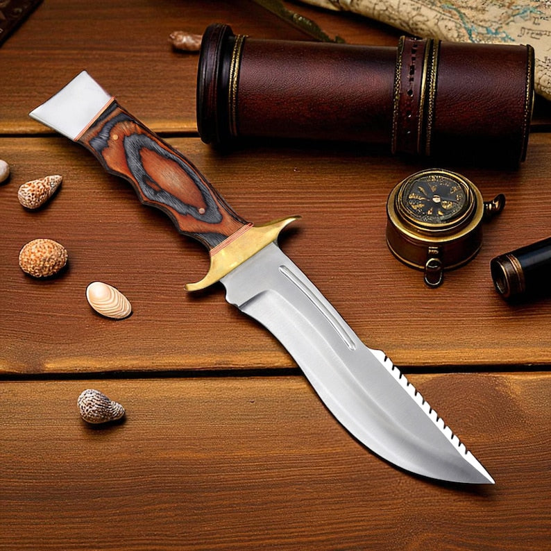 440 Stainless Steel Hunting Knife: Fixed Blade, Wood Handle & Leather Sheath